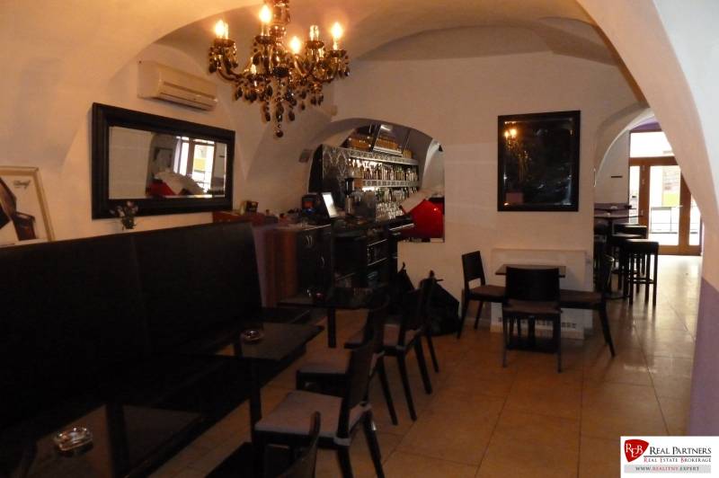 Bar Ventúrska 16 003.jpg