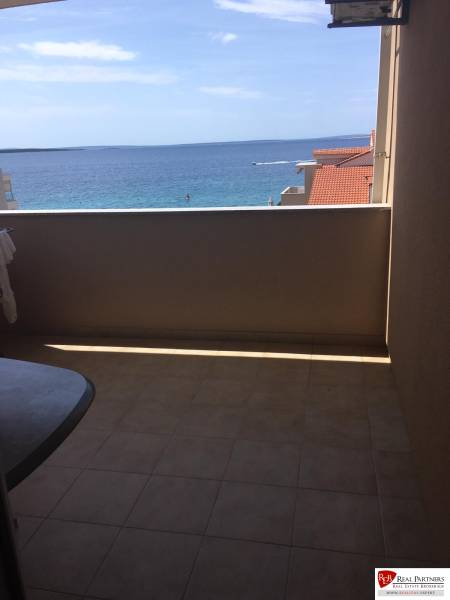 PHOTO-2025-06-18-11-07-46 2.jpg