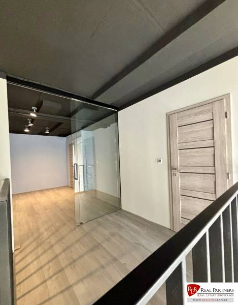 loft9.jpg
