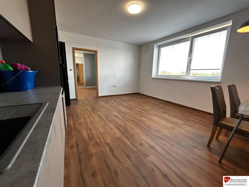 WhatsApp Image 2025-09-02 at 14.08.09 (3).jpeg