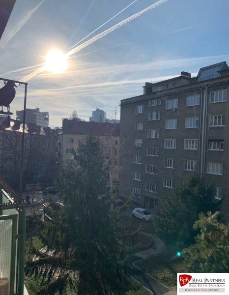 Snímka obrazovky 2025-04-10 o 18.46.27.png