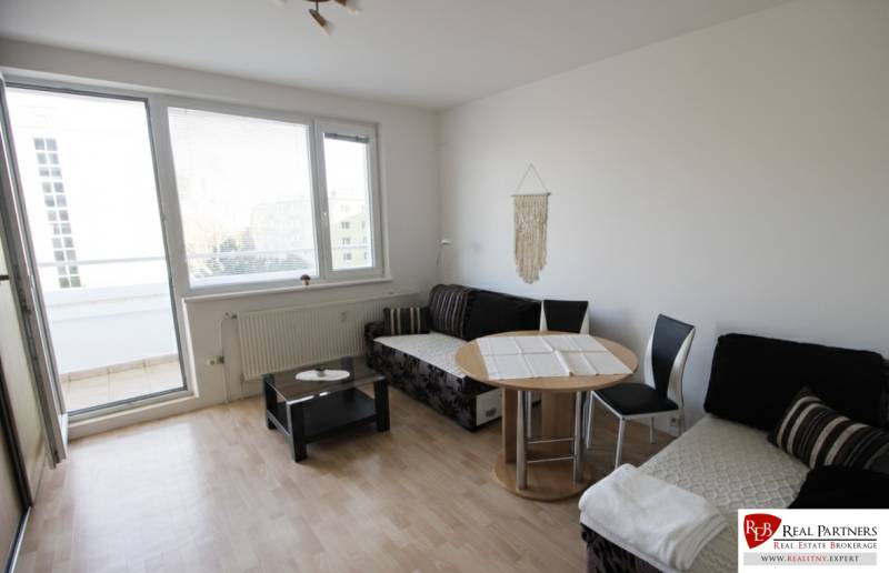 1 Romanova 5, Golias.jpg