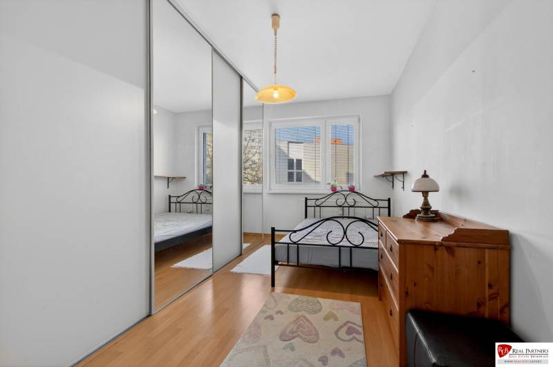 4 spalna Sevcenkova.jpg