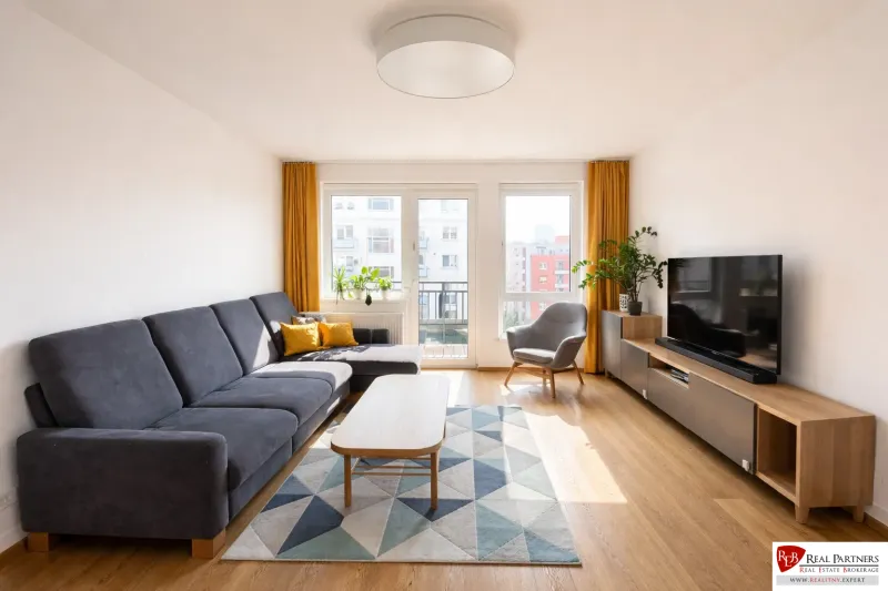 Bernolákova 7896, Bratislava-Staré Mesto_obyvačka.jpg