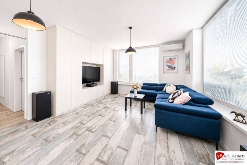 C1D42401-9FFB-4761-9758-7B301A2B9AF4 2.jpeg