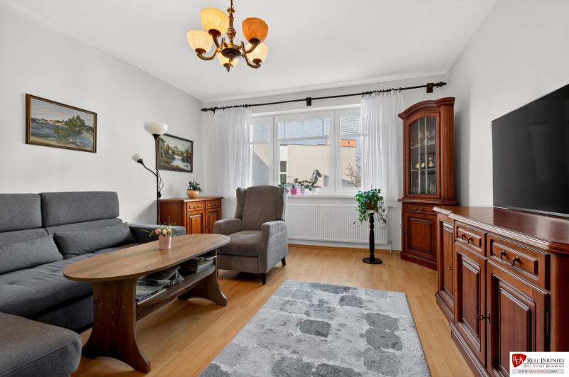 1 obyv izba Sevcenkova-.jpg