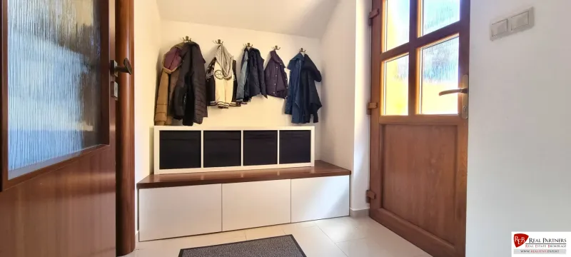 6VrMfCd_A_fss.webp