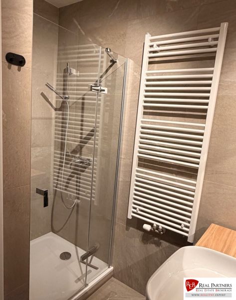193555647 (5).jpg