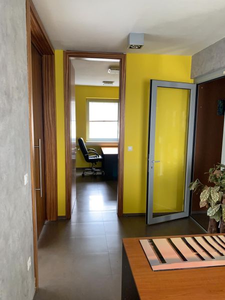 2bd6975b-9041-406e-808d-b70b42ab6527_2.jpg